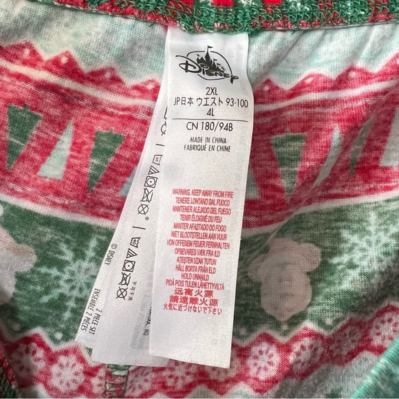 Disney 2xl Christmas pajama leggings - Picture 3 of 3